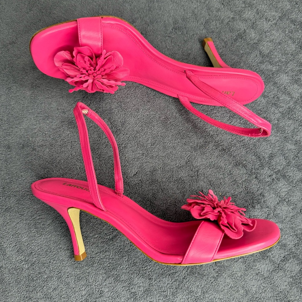 Larroudé Hibiscus Slingback Sandal
Magenta Size 9 - Picture 3 of 9